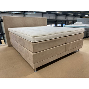 Queen Zaria Boxspring